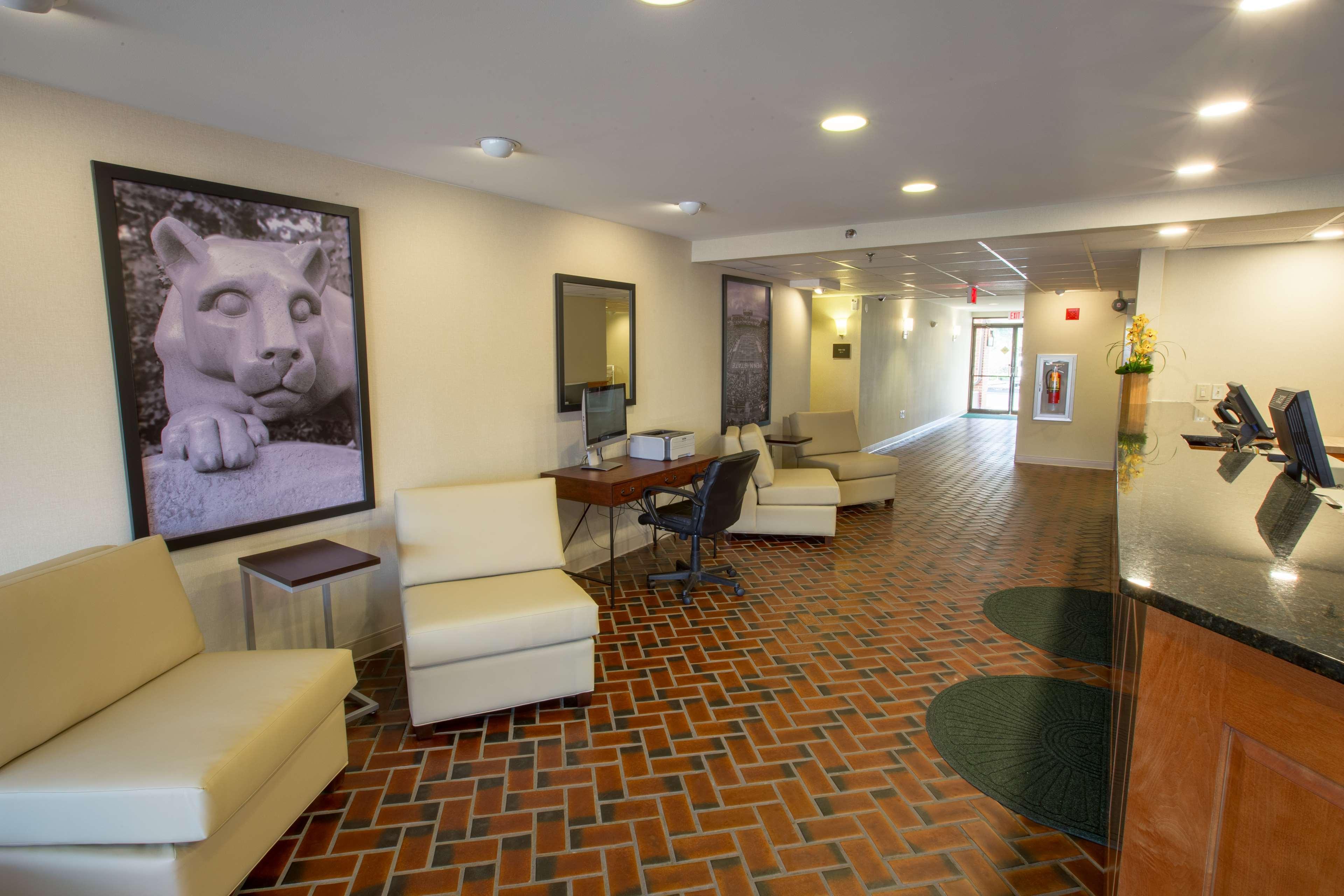 Motel Super 8 By Wyndham State College Extérieur photo